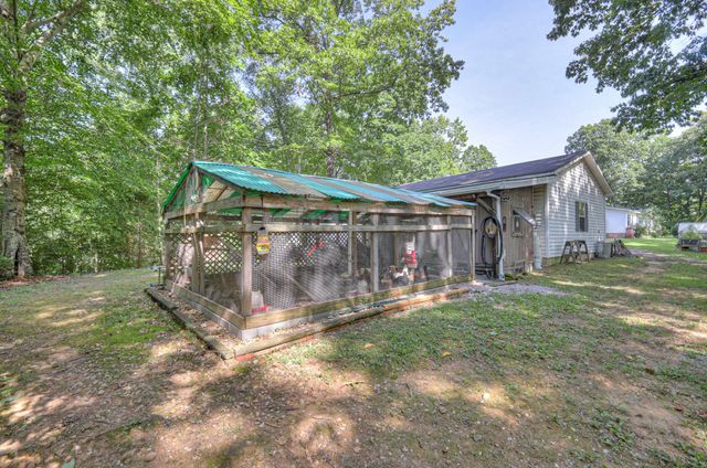 2186 Scribners Mill Rd, Culleoka, TN 38451