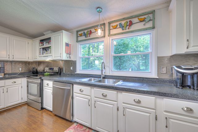 2186 Scribners Mill Rd, Culleoka, TN 38451