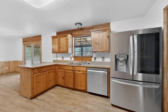 623 Rs County Road 1250, Emory, TX 75440