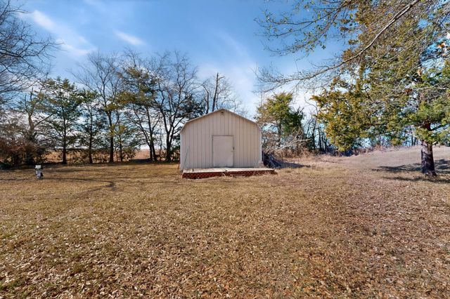 623 Rs County Road 1250, Emory, TX 75440