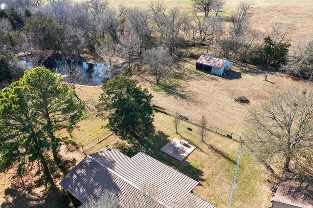 623 Rs County Road 1250, Emory, TX 75440