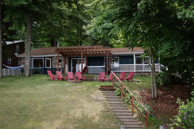 17020 James Drive, Big Rapids, MI 49307