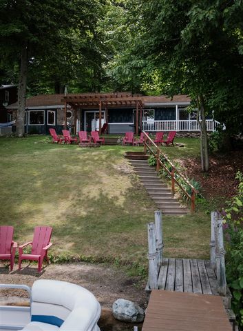 17020 James Drive, Big Rapids, MI 49307