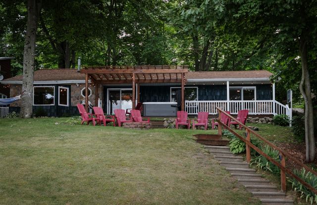 17020 James Drive, Big Rapids, MI 49307