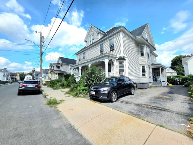 32 Burtt St 2, Lowell, MA 01851