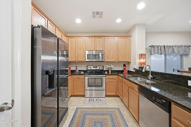 18514 N JAMESON Drive, Maricopa, AZ 85138