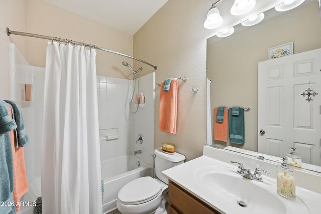 18514 N JAMESON Drive, Maricopa, AZ 85138