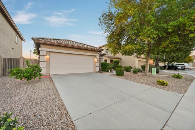 18514 N JAMESON Drive, Maricopa, AZ 85138