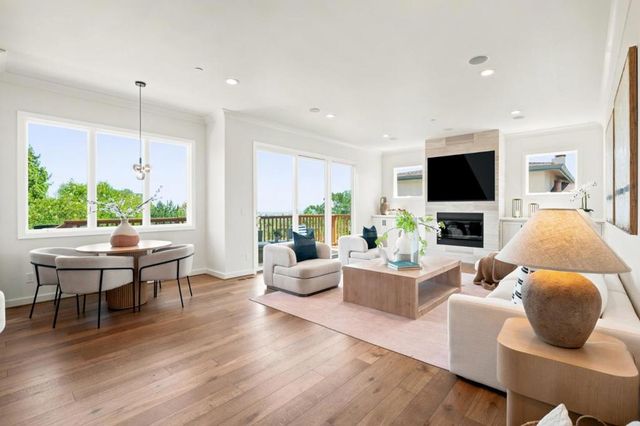 116 Wilshire Court, San Carlos, CA 94070