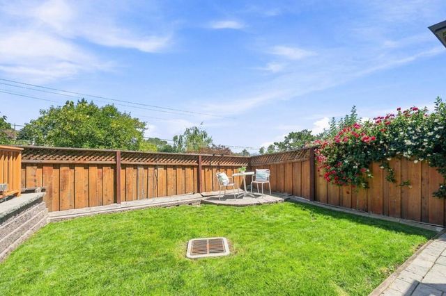 116 Wilshire Court, San Carlos, CA 94070