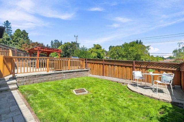 116 Wilshire Court, San Carlos, CA 94070