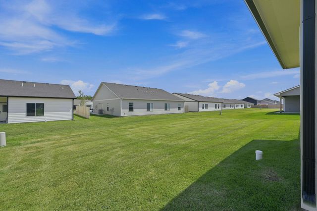 602 Elmwood St, Park City, KS 67147