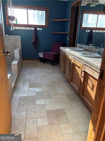 2980 Pond View Court, Marietta, GA 30062