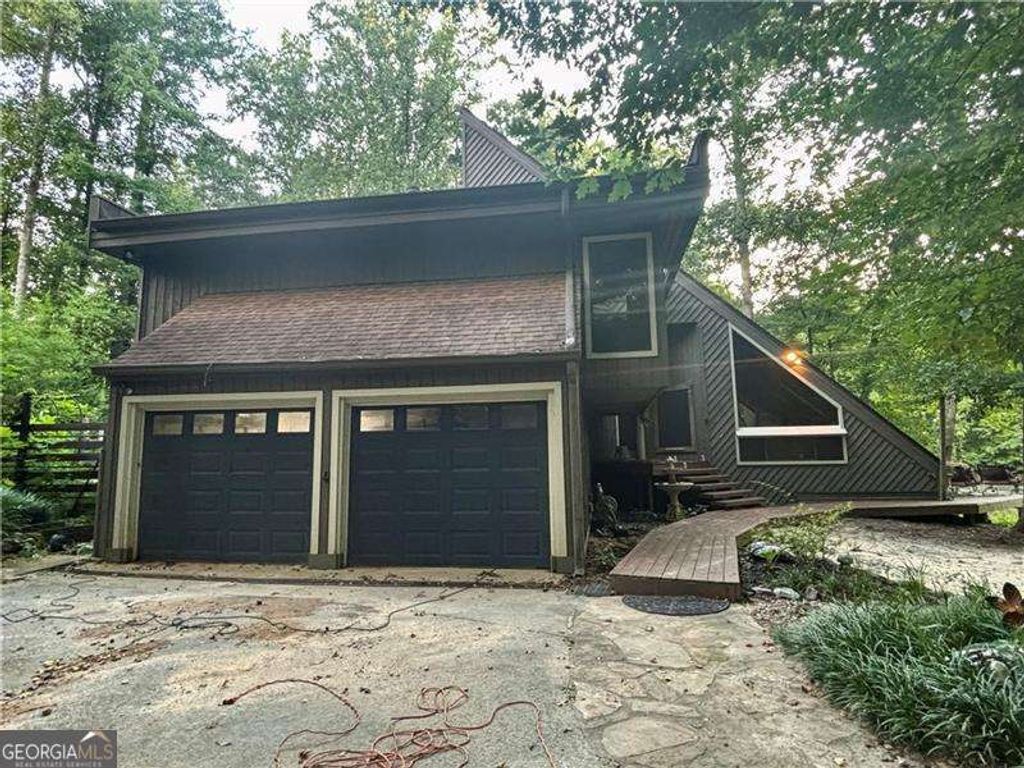 2980 Pond View Court, Marietta, GA 30062