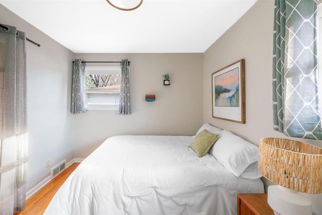 229 Crystal Lane, Madison, WI 53714