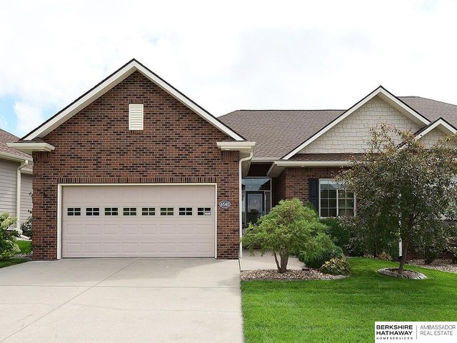 6540 Ashbrook Drive, Lincoln, NE 68516