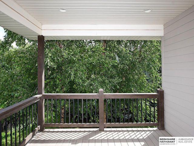 6540 Ashbrook Drive, Lincoln, NE 68516