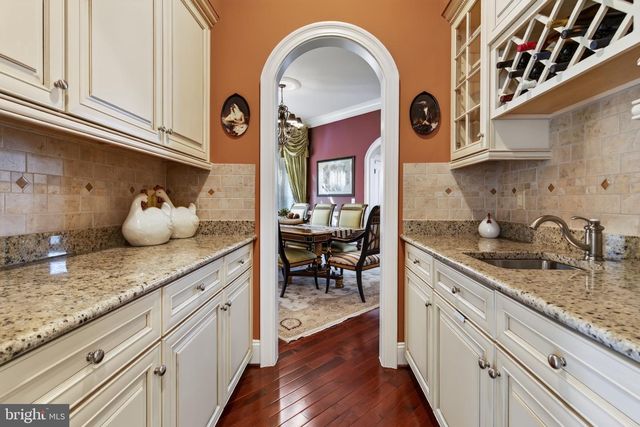 8421 FALCONE POINTE WAY, Vienna, VA 22182