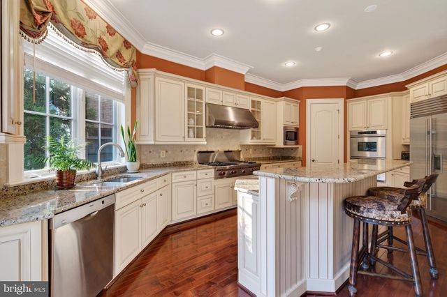 8421 FALCONE POINTE WAY, Vienna, VA 22182