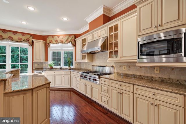 8421 FALCONE POINTE WAY, Vienna, VA 22182
