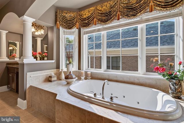 8421 FALCONE POINTE WAY, Vienna, VA 22182