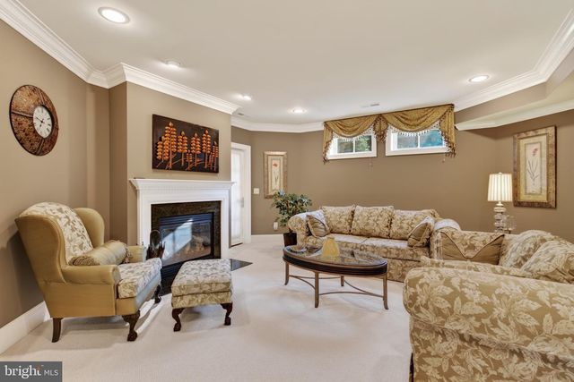 8421 FALCONE POINTE WAY, Vienna, VA 22182