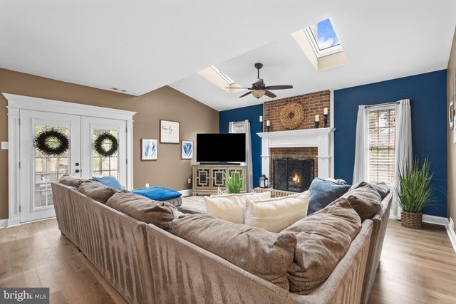 112 CARMEN LN, Langhorne, PA 19047