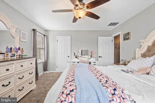 112 CARMEN LN, Langhorne, PA 19047