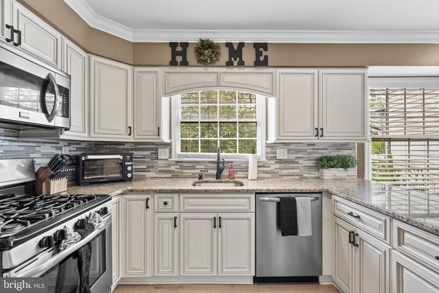 112 CARMEN LN, Langhorne, PA 19047