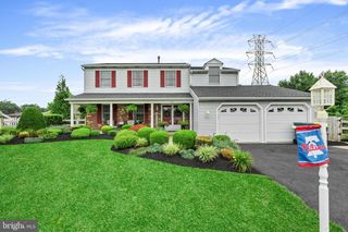 112 CARMEN LN, Langhorne, PA 19047