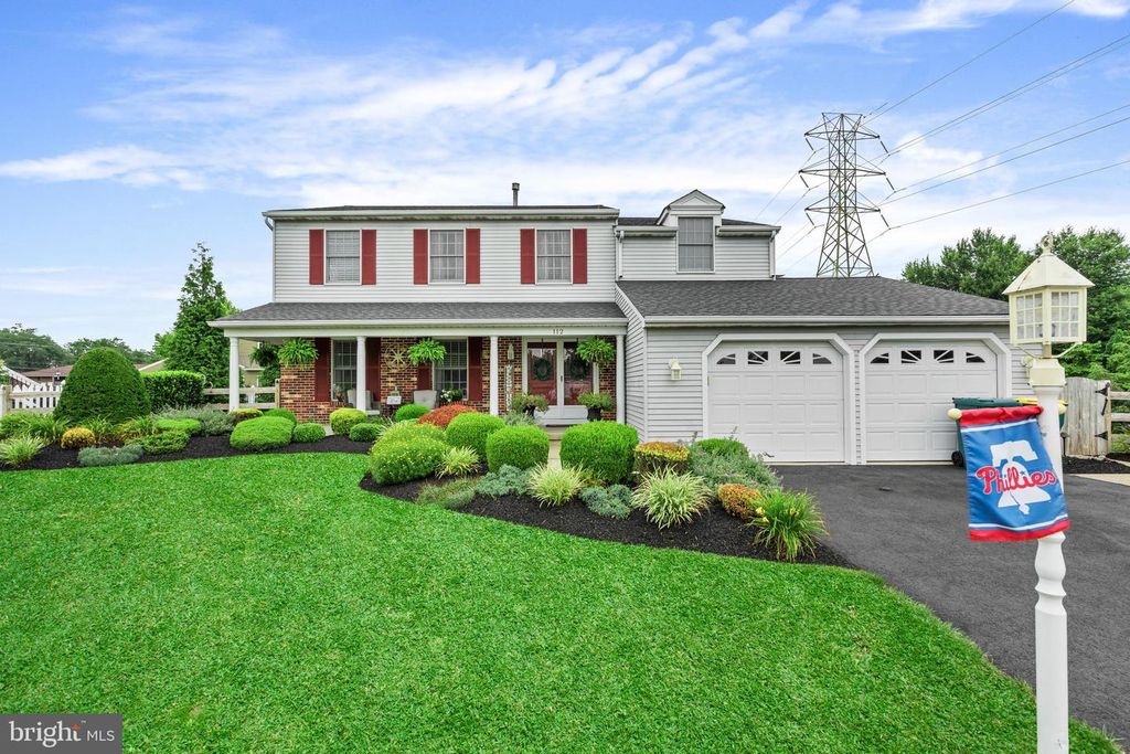 112 CARMEN LN, Langhorne, PA 19047