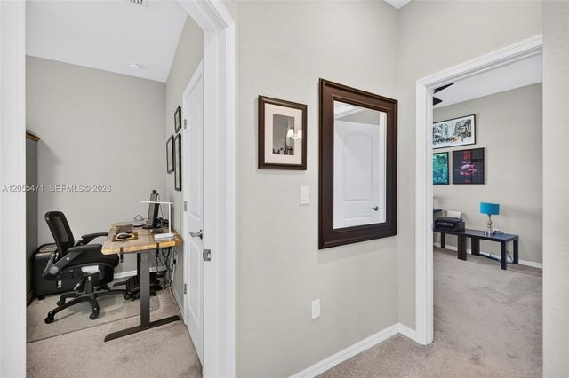 4460 Gramercy Dr, Oakland Park, FL 33309