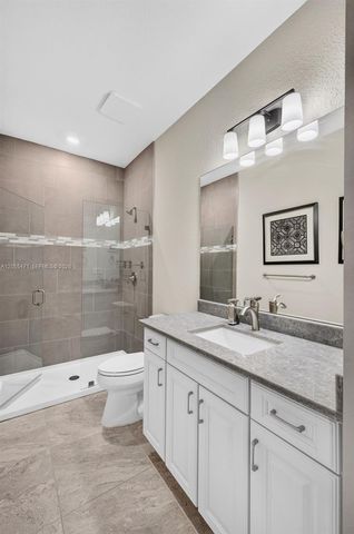 4460 Gramercy Dr, Oakland Park, FL 33309