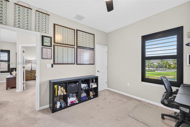 4460 Gramercy Dr, Oakland Park, FL 33309