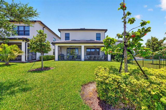 4460 Gramercy Dr, Oakland Park, FL 33309