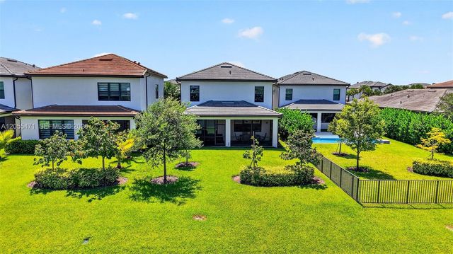 4460 Gramercy Dr, Oakland Park, FL 33309