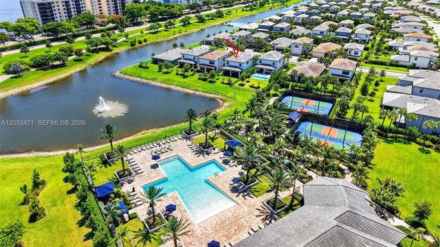 4460 Gramercy Dr, Oakland Park, FL 33309