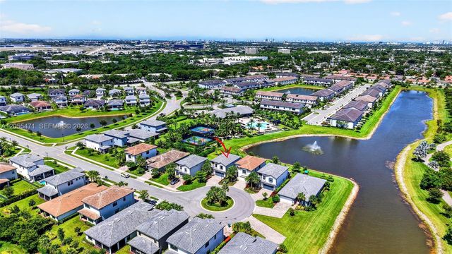 4460 Gramercy Dr, Oakland Park, FL 33309