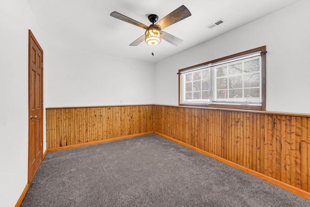 196 Spring View Drive, Porter, IN 46304