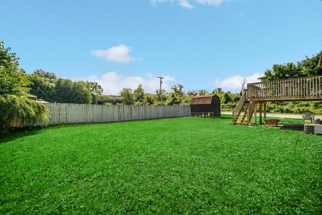 196 Spring View Drive, Porter, IN 46304