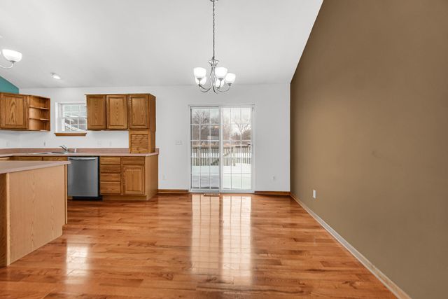 196 Spring View Drive, Porter, IN 46304