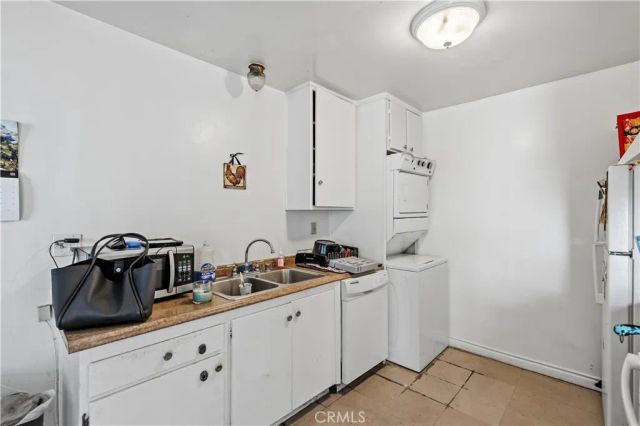 2524 Price, La Verne, CA 91750