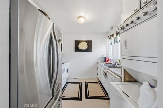 2524 Price, La Verne, CA 91750