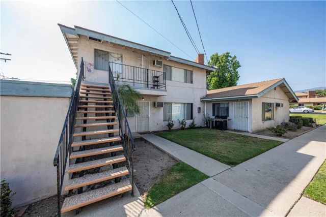 2524 Price, La Verne, CA 91750