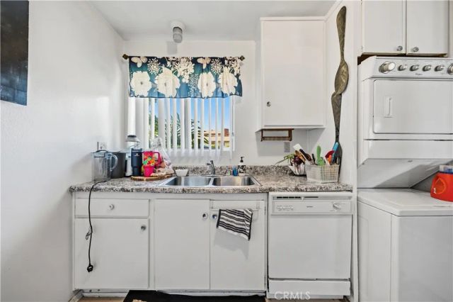 2524 Price, La Verne, CA 91750