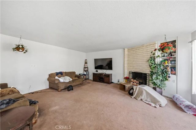 2524 Price, La Verne, CA 91750