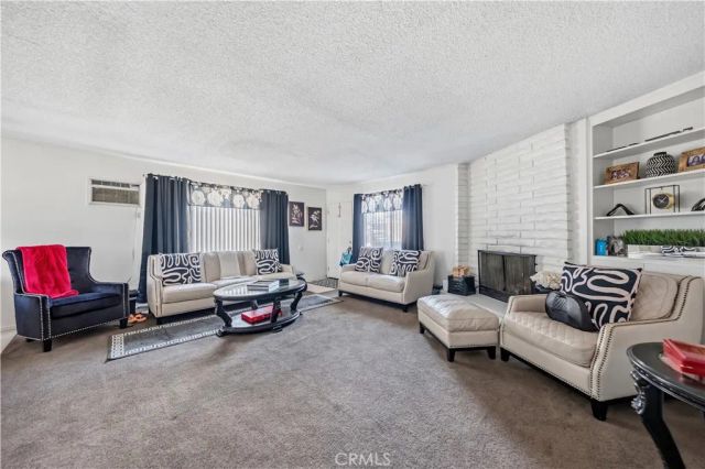 2524 Price, La Verne, CA 91750