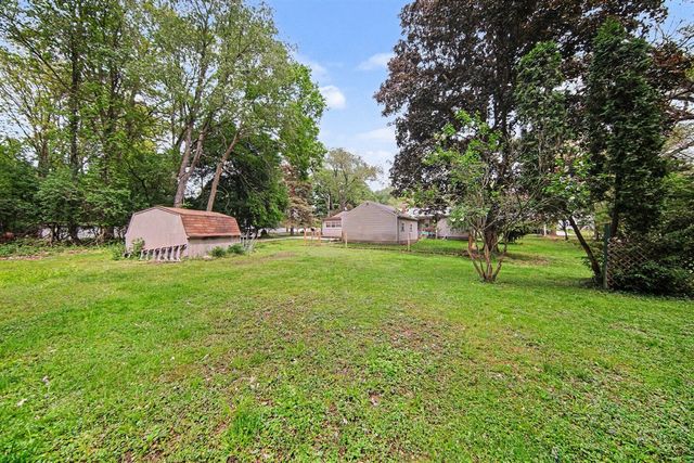 2800 Kibby Road, Jackson, MI 49203