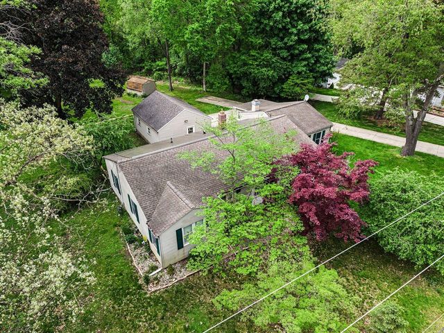 2800 Kibby Road, Jackson, MI 49203