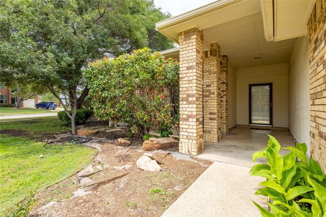1824 Chatham Drive, Flower Mound, TX 75028